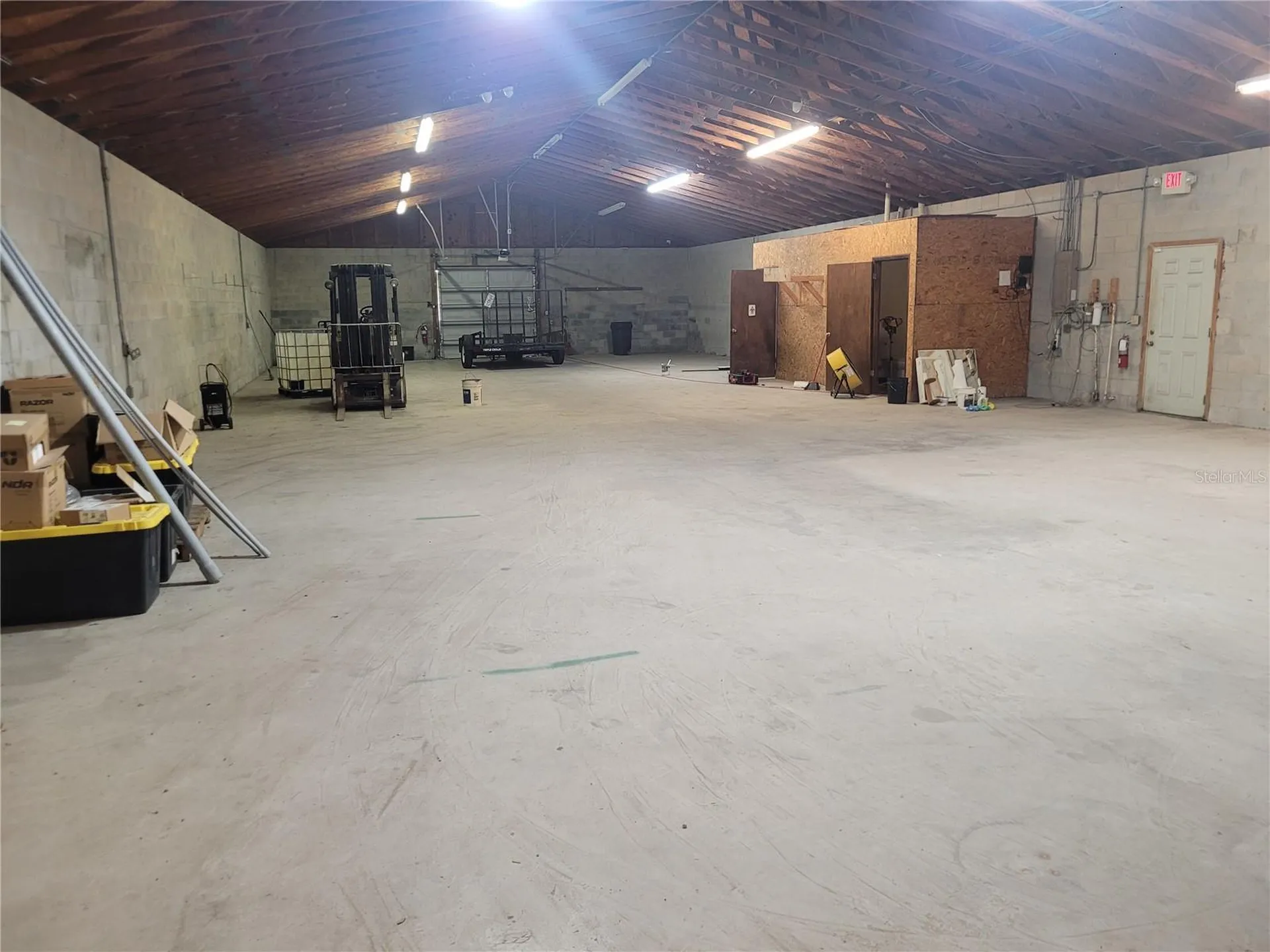 8875 E Highway 25 Belleview FL 34420