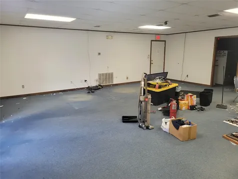 8875 E Highway 25 Belleview FL 34420