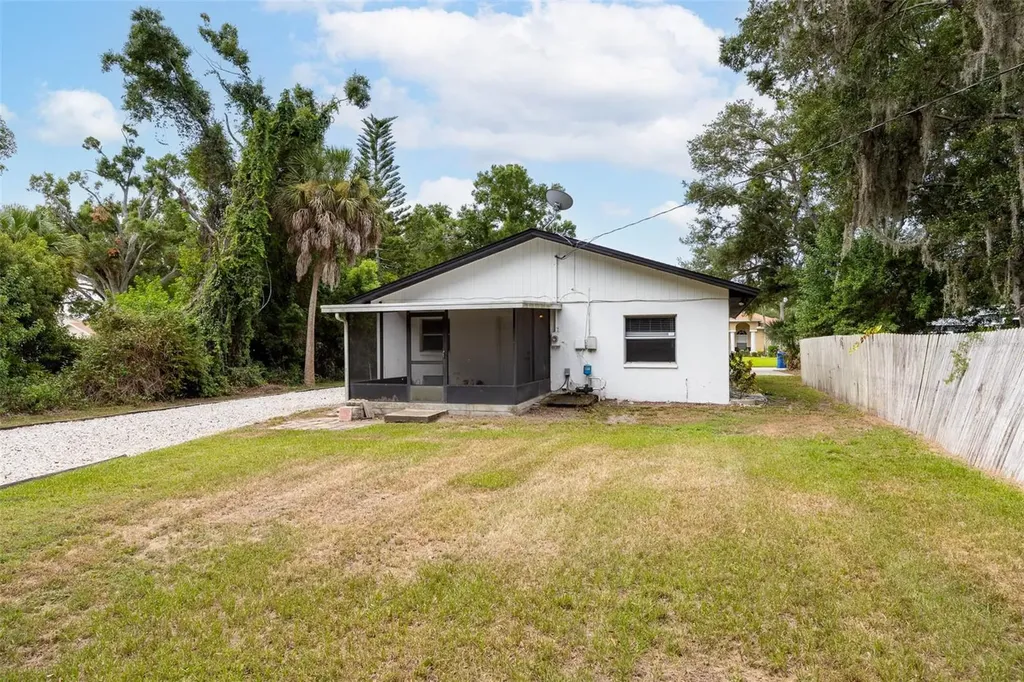 2801 51st Avenue S St Petersburg FL 33712