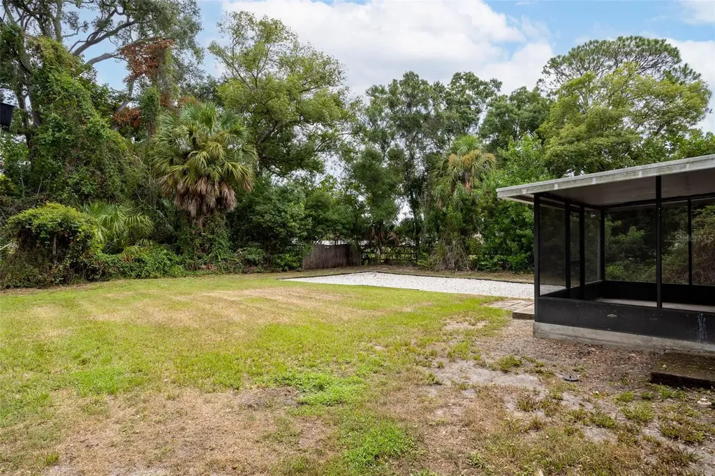 2801 51st Avenue S St Petersburg FL 33712