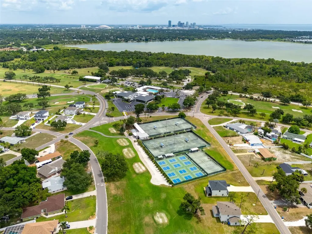 2801 51st Avenue S St Petersburg FL 33712