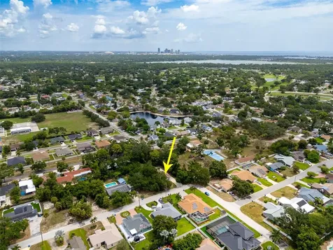 2801 51st Avenue S St Petersburg FL 33712