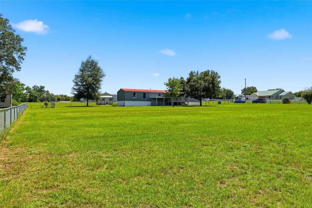 7930 Froggy Lane Zephyrhills FL 33540