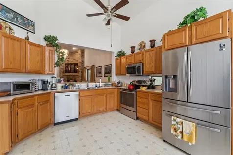 1068 Cottonwood Court Apopka FL 32712