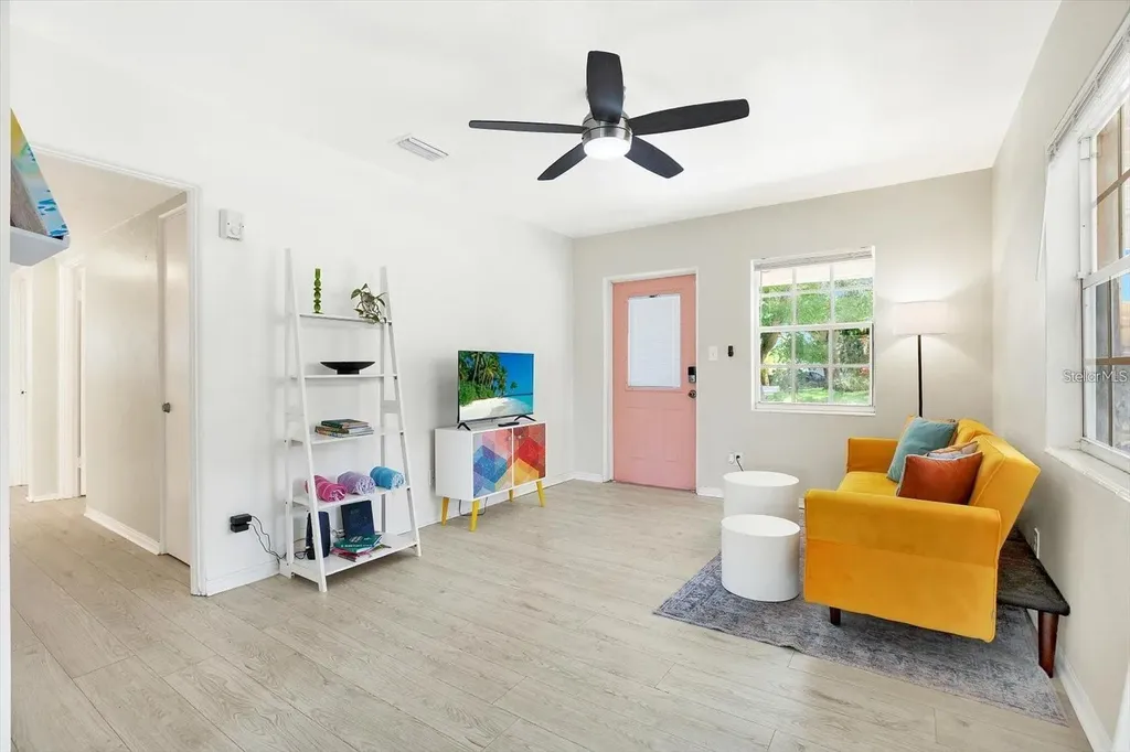 6490 34th Avenue N St Petersburg FL 33710