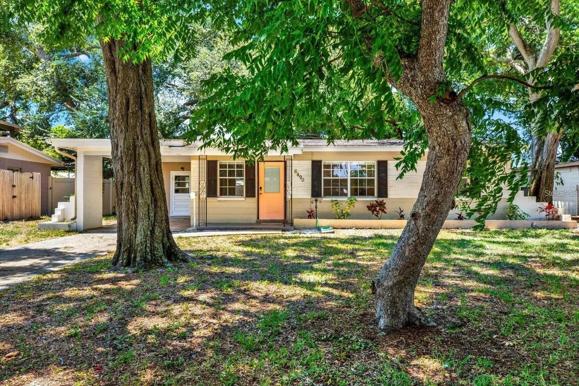 6490 34th Avenue N St Petersburg FL 33710