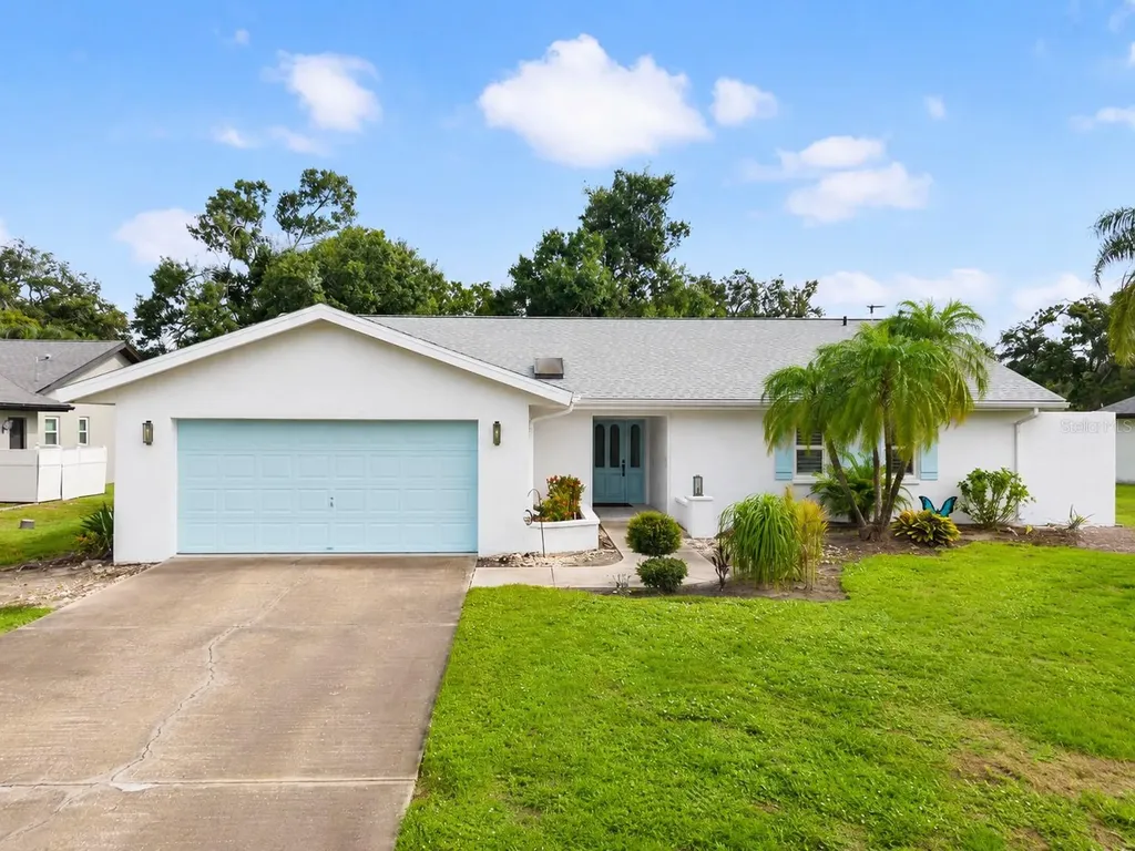 5438 Dominica Circle Sarasota FL 34233