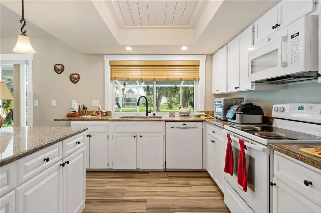 5438 Dominica Circle Sarasota FL 34233