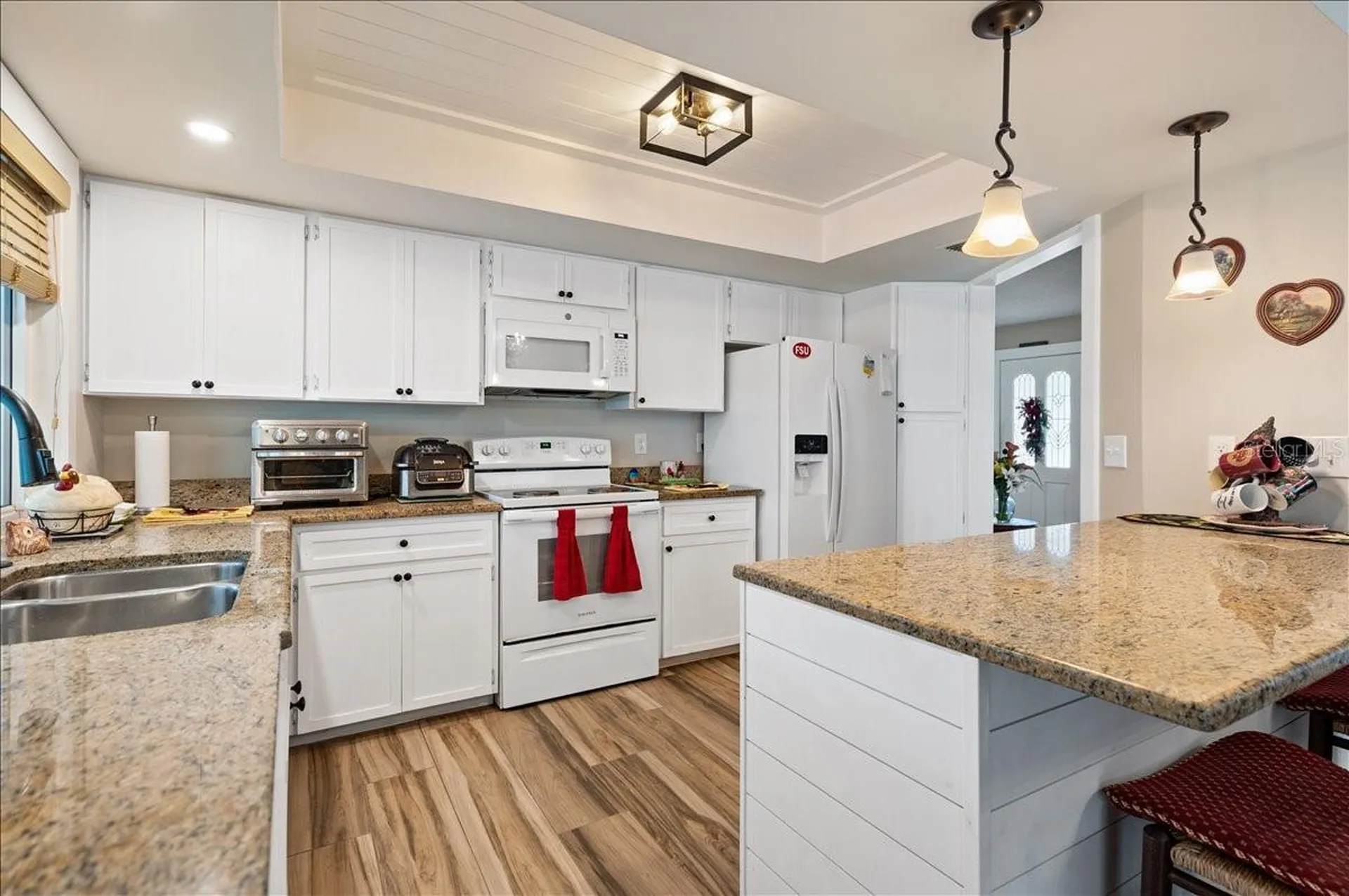 5438 Dominica Circle Sarasota FL 34233
