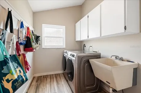 5438 Dominica Circle Sarasota FL 34233