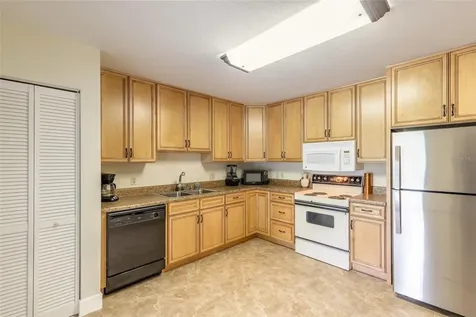 33 Andrea Drive New Smyrna Beach FL 32168