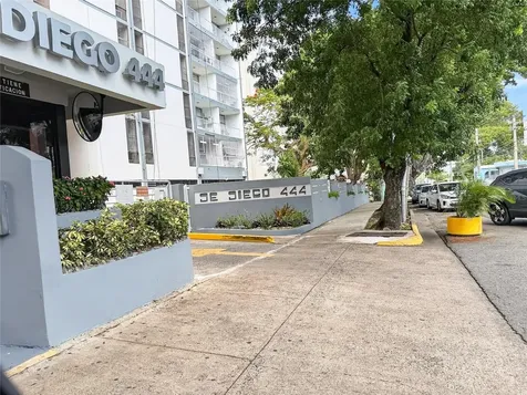 444 Condominio De Diego San Juan PR 00923