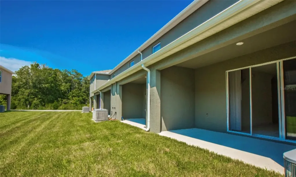 1280 Yellow Finch Drive Davenport FL 33837