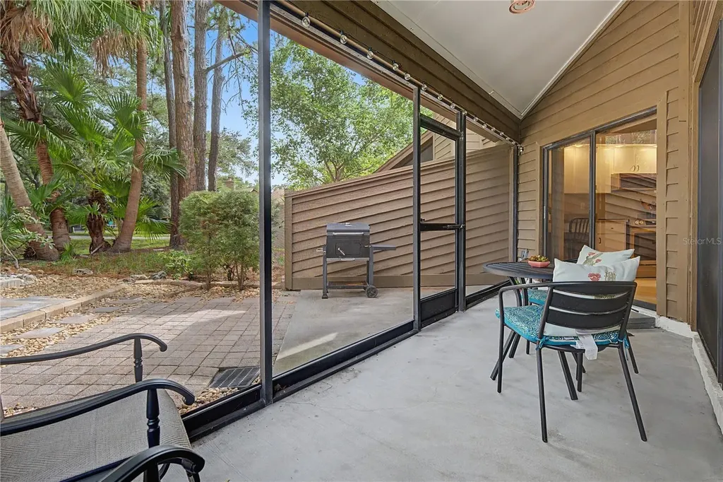 207 Lighthouse Court Safety Harbor FL 34695