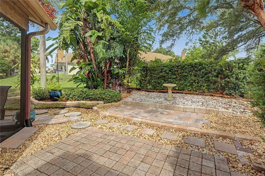 207 Lighthouse Court Safety Harbor FL 34695