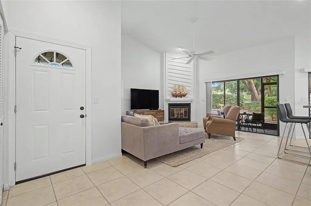 207 Lighthouse Court Safety Harbor FL 34695