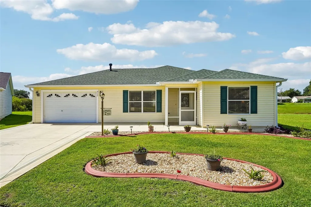917 Eastmont Court The Villages FL 32162
