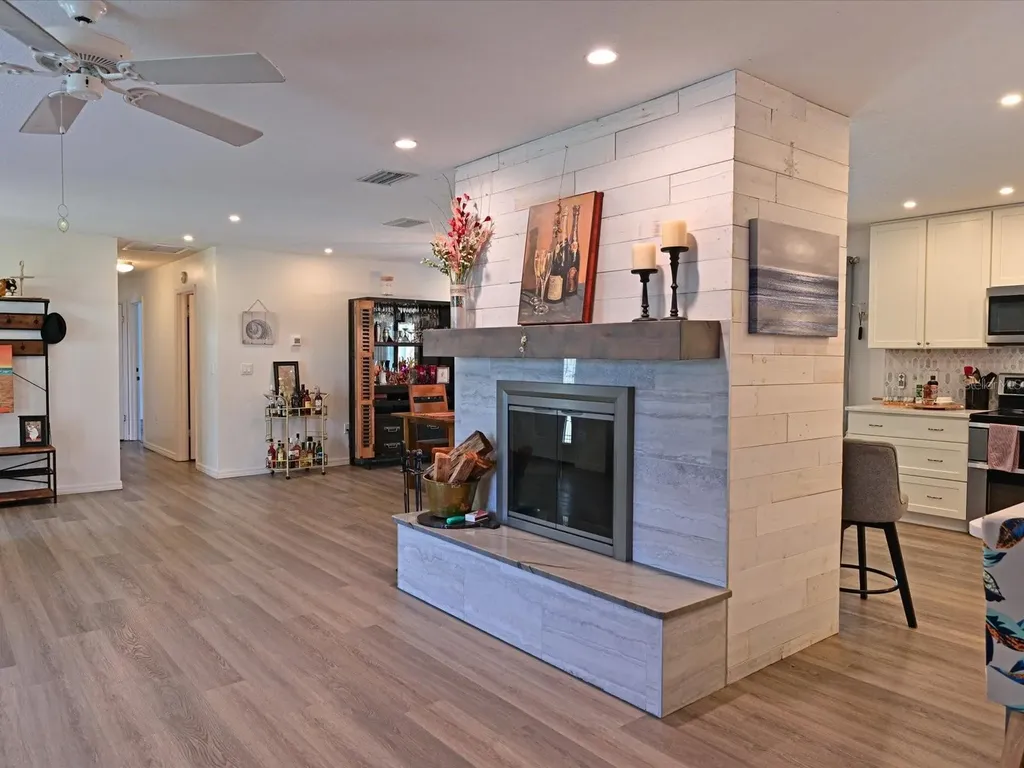 1511 89th Street NW Bradenton FL 34209