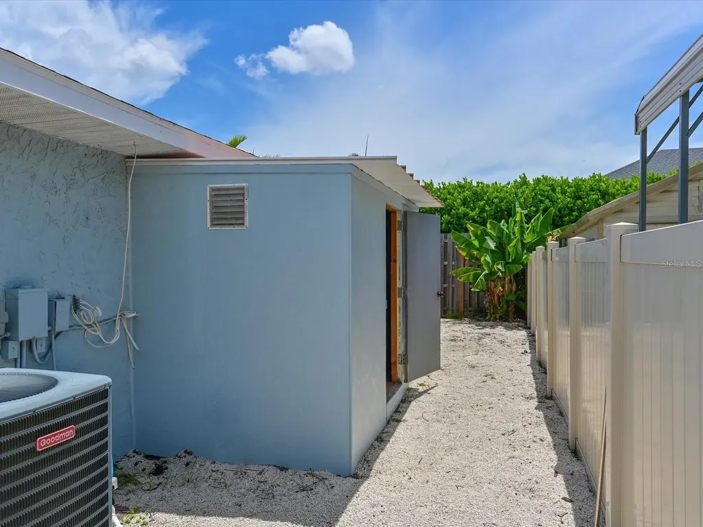 1511 89th Street NW Bradenton FL 34209