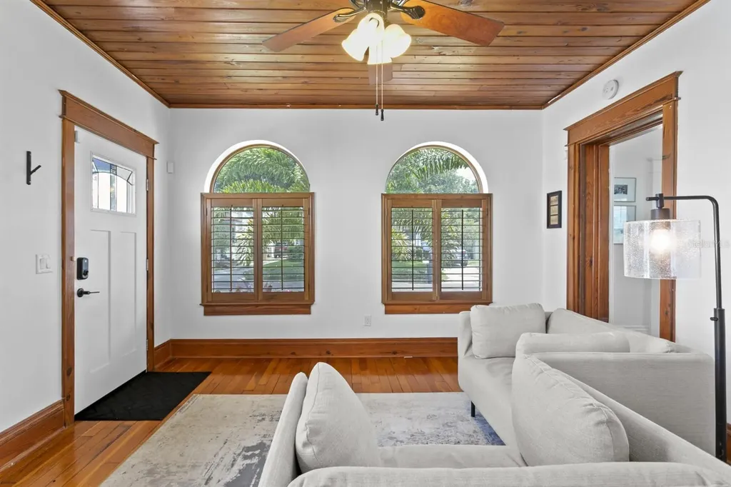 3012 W San Nicholas Street Tampa FL 33629