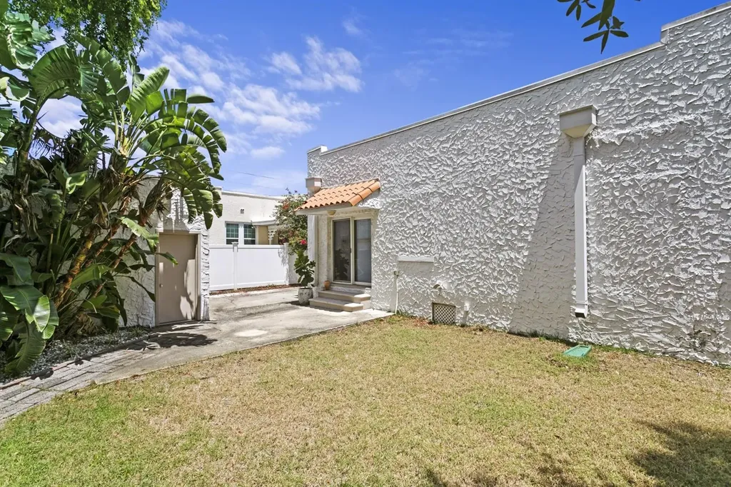 3012 W San Nicholas Street Tampa FL 33629