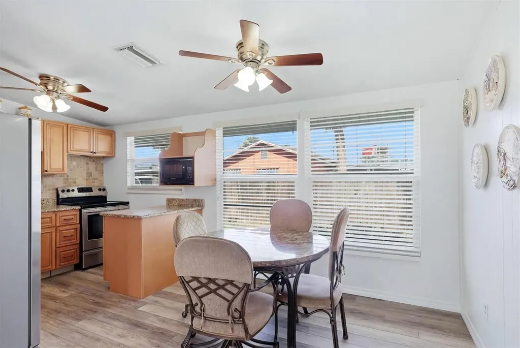 898 S Broadway Englewood FL 34223