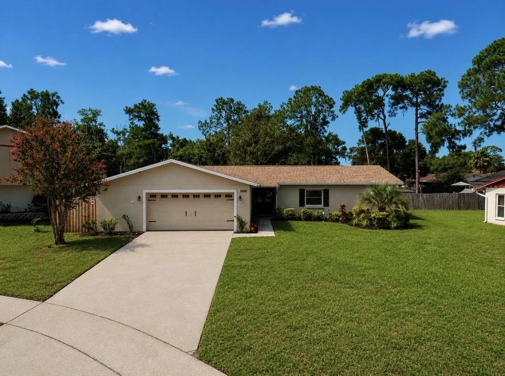 1005 Highgrove Court Valrico FL 33596