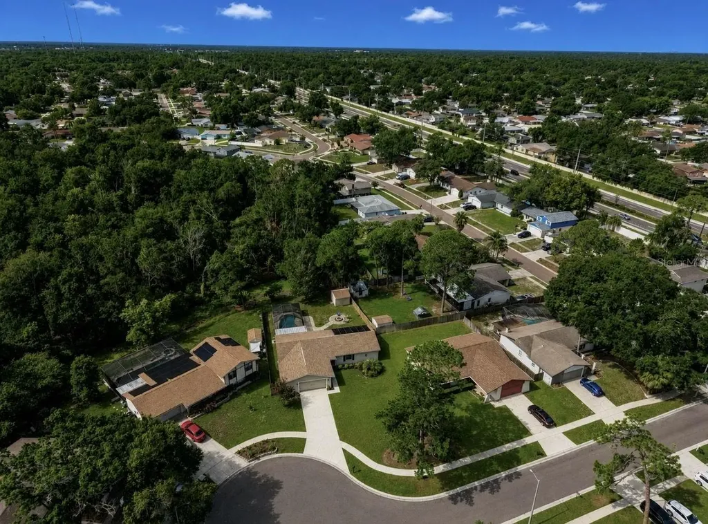 1005 Highgrove Court Valrico FL 33596