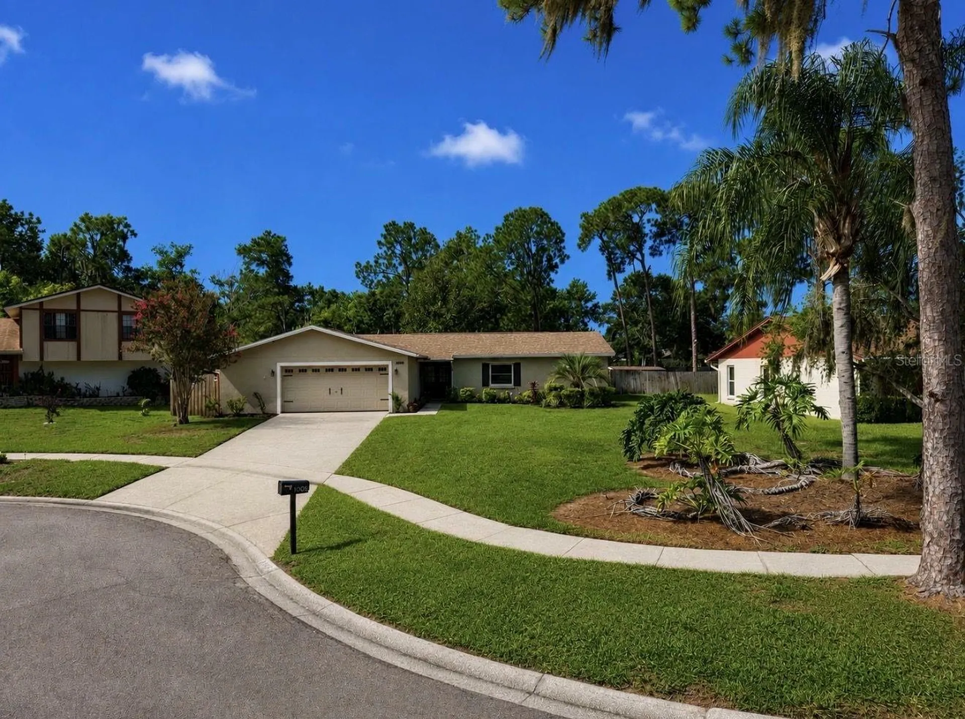 1005 Highgrove Court Valrico FL 33596