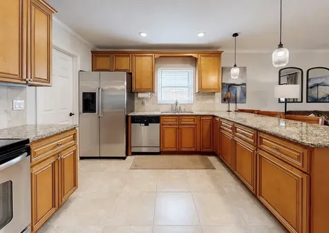 1005 Highgrove Court Valrico FL 33596