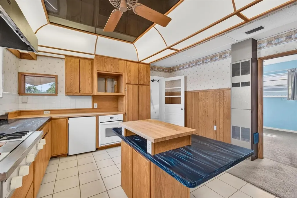 2600 25th Avenue N St Petersburg FL 33713