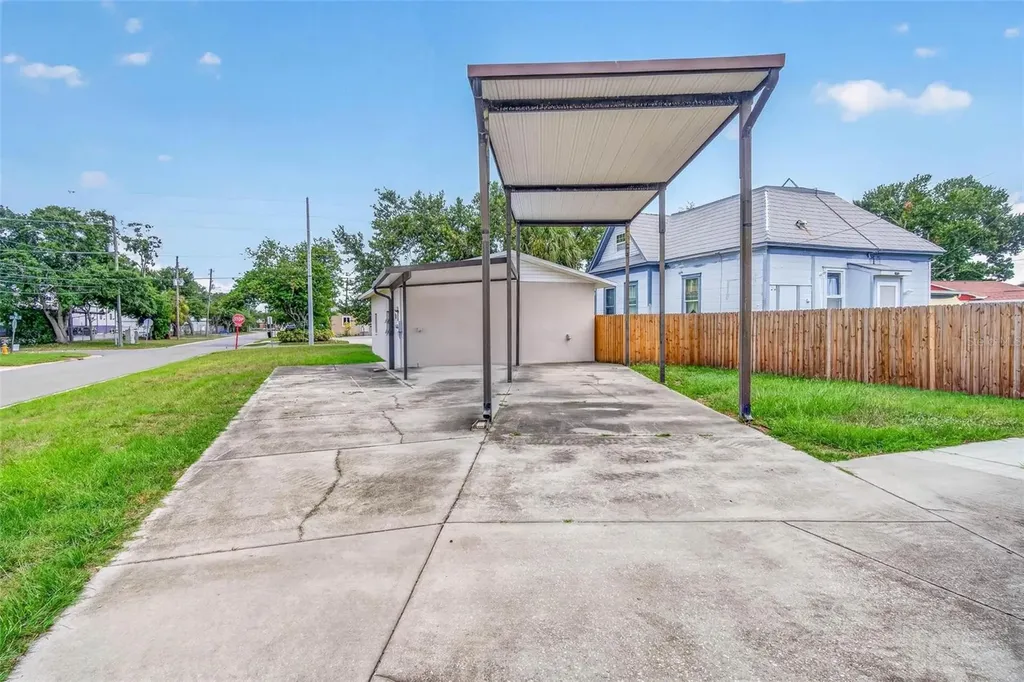 2600 25th Avenue N St Petersburg FL 33713