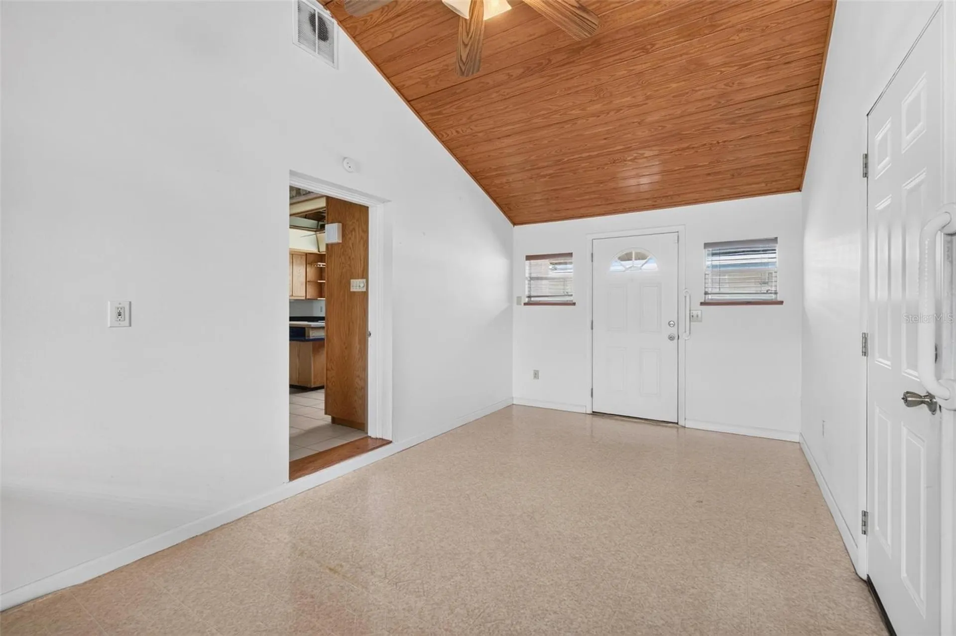2600 25th Avenue N St Petersburg FL 33713