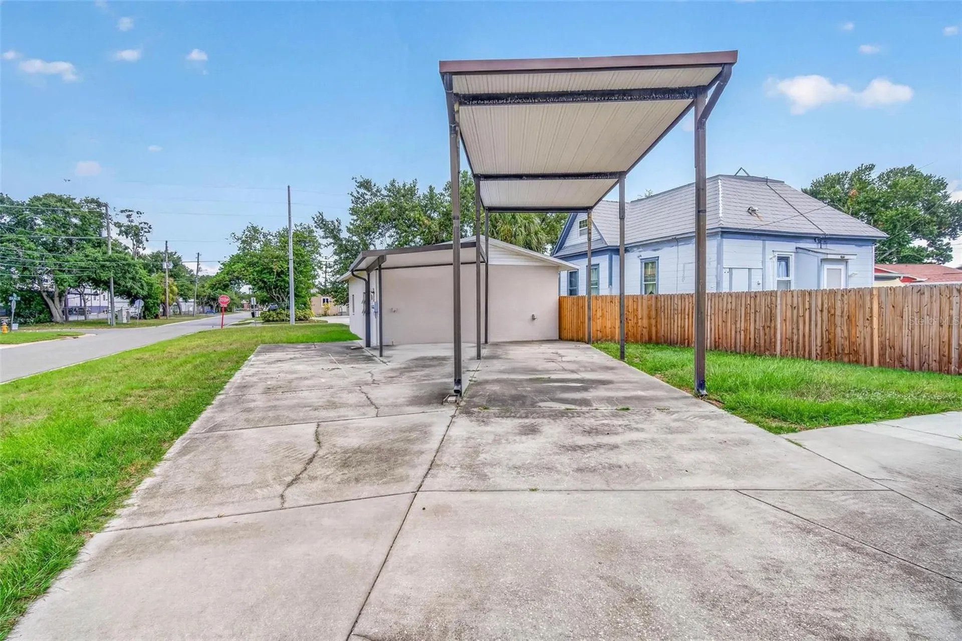 2600 25th Avenue N St Petersburg FL 33713