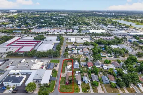 2600 25th Avenue N St Petersburg FL 33713