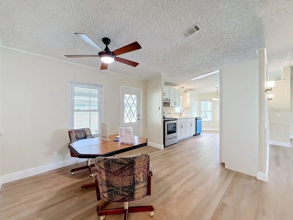 1676 Elkhart Circle Tavares FL 32778