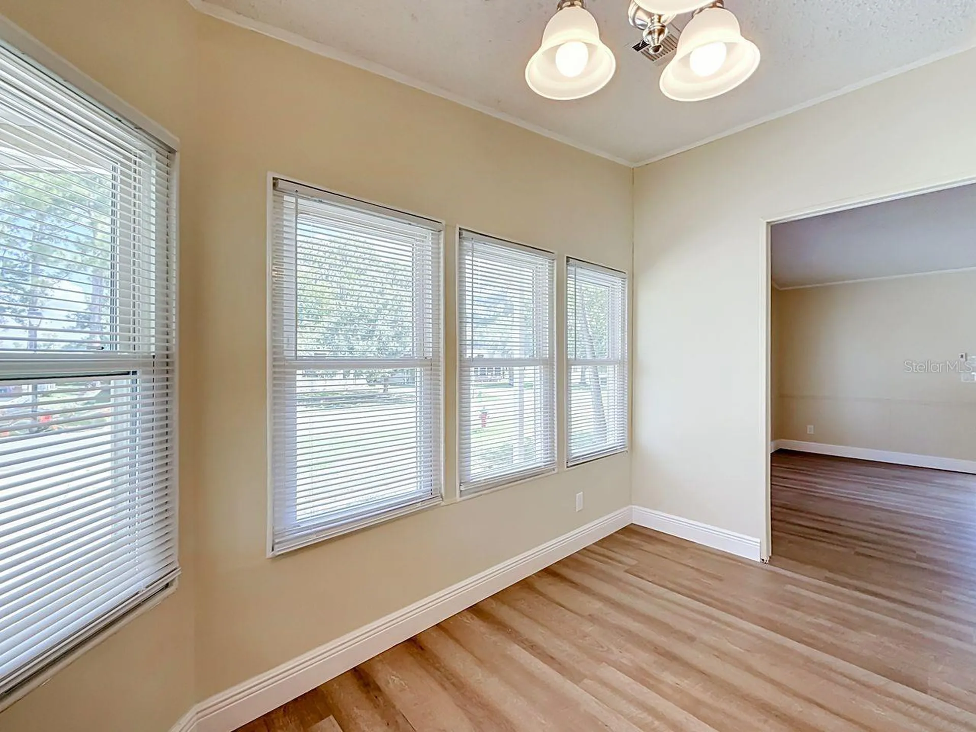 1676 Elkhart Circle Tavares FL 32778