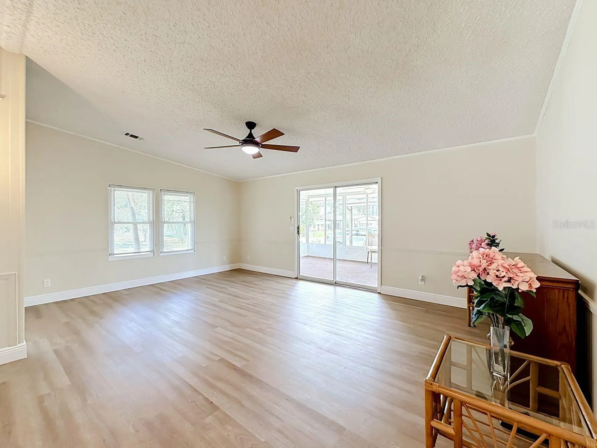 1676 Elkhart Circle Tavares FL 32778