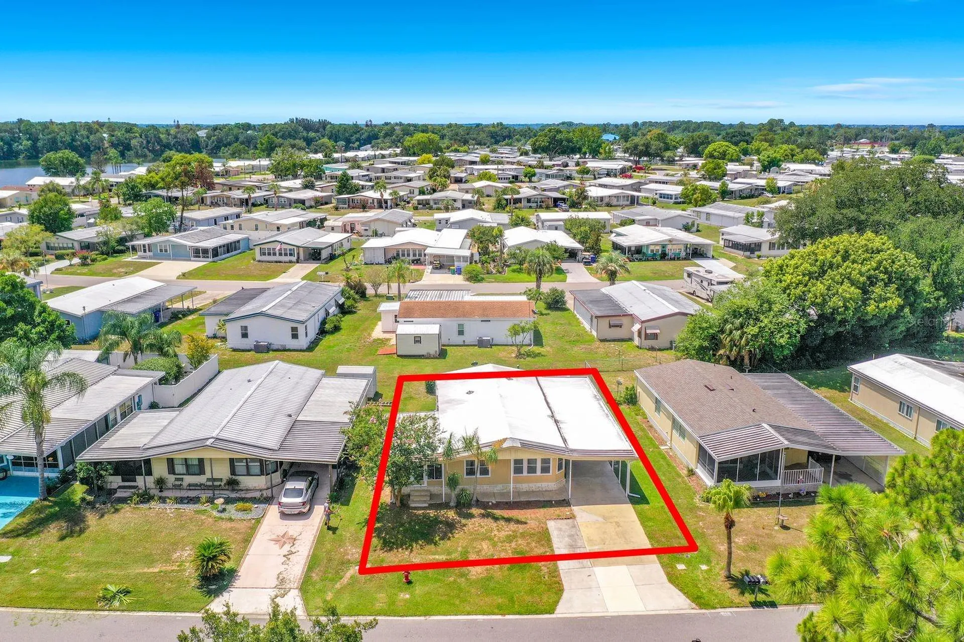 1676 Elkhart Circle Tavares FL 32778