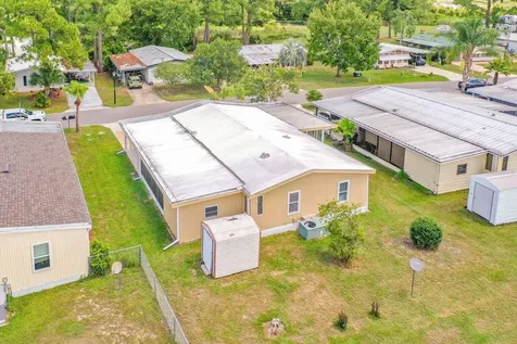 1676 Elkhart Circle Tavares FL 32778
