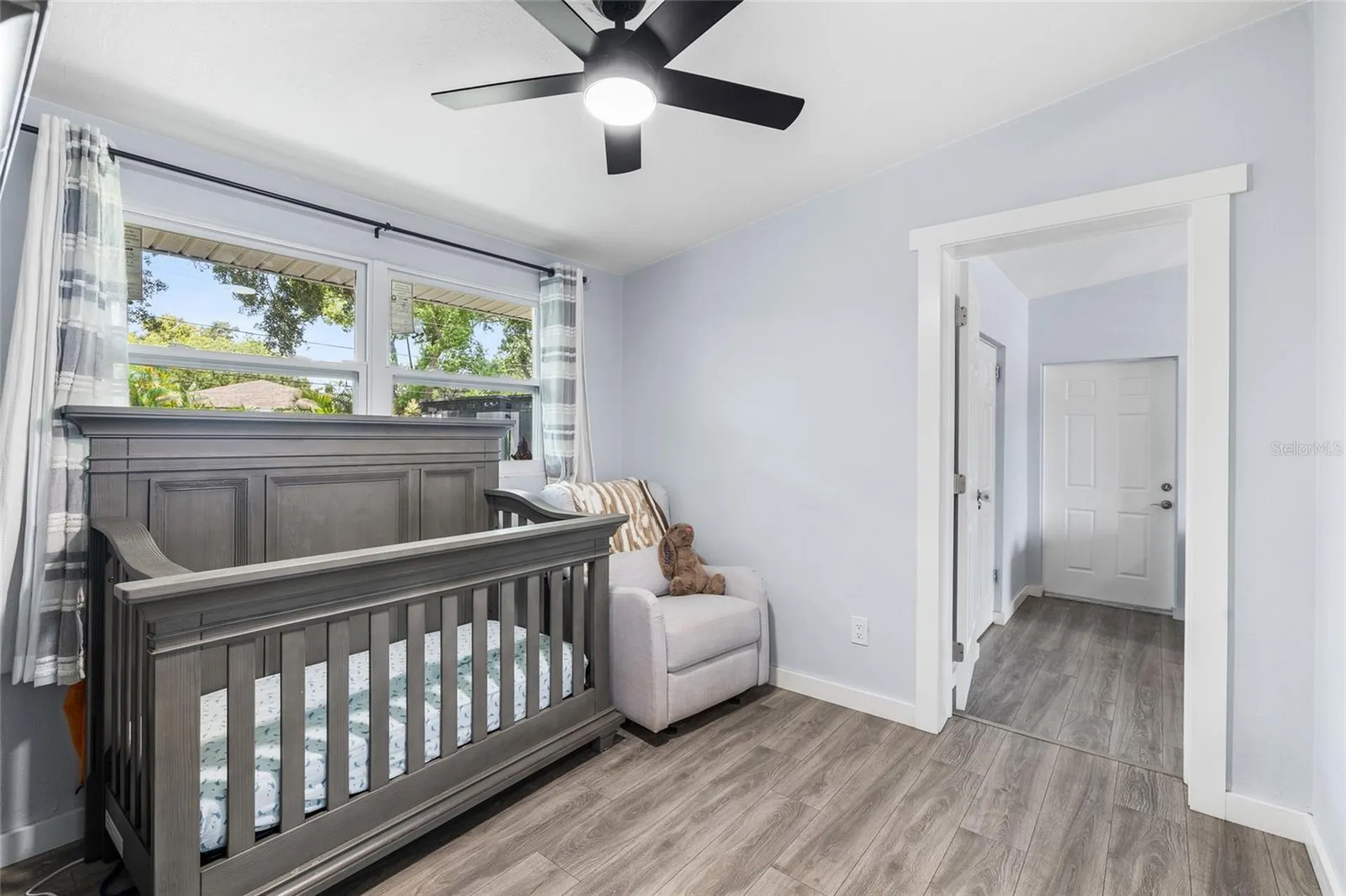 2287 Manor Boulevard N Clearwater FL 33765