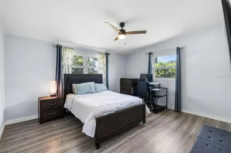 2287 Manor Boulevard N Clearwater FL 33765