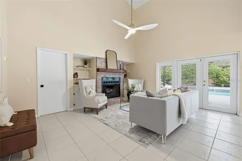 11007 Theresa Arbor Drive Tampa FL 33617