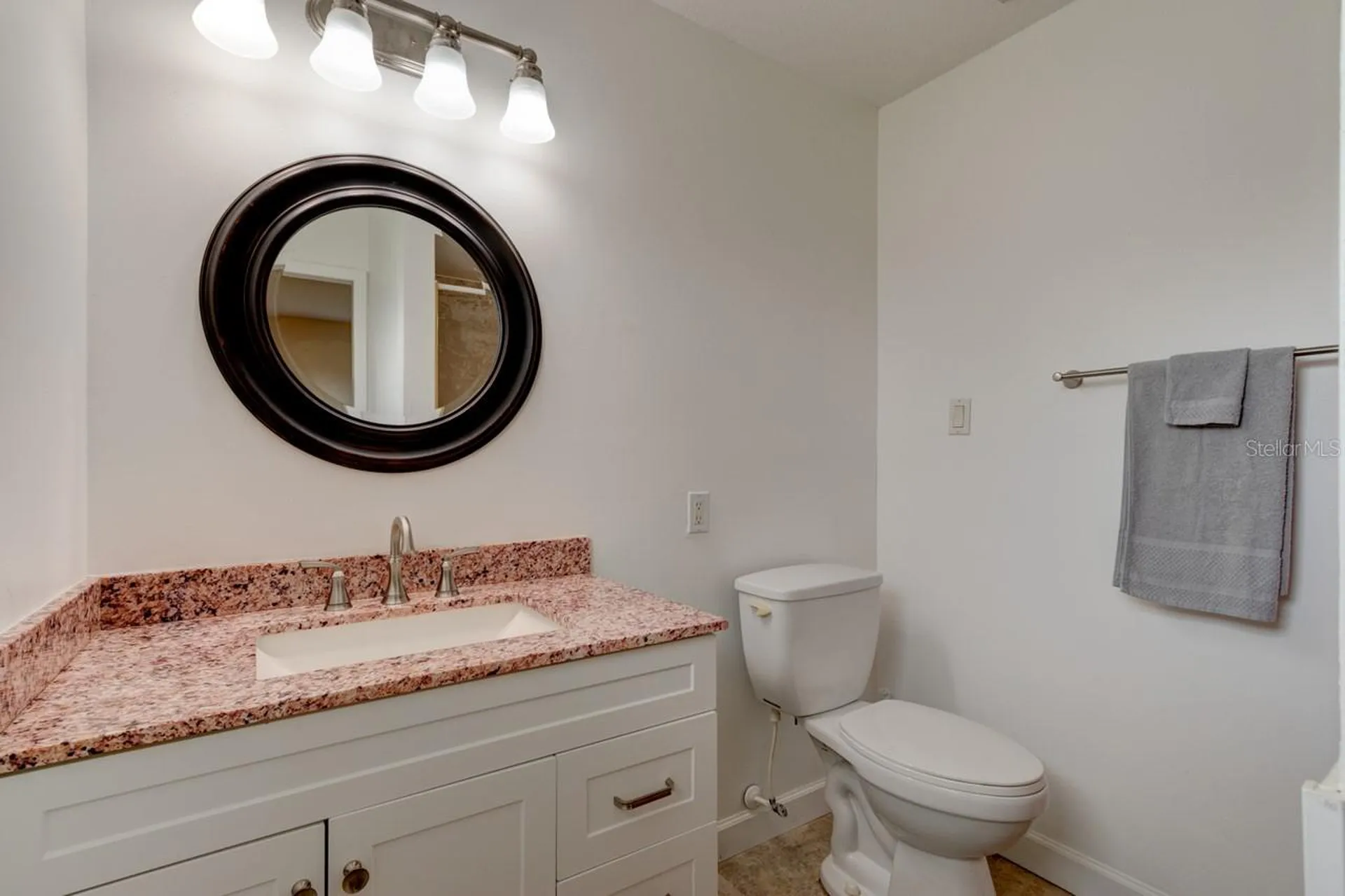 103 Dee Street New Smyrna Beach FL 32168