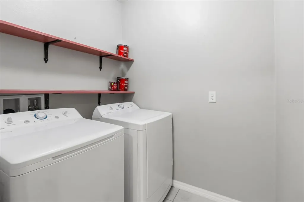 2318 Sequoia Way Davenport FL 33896
