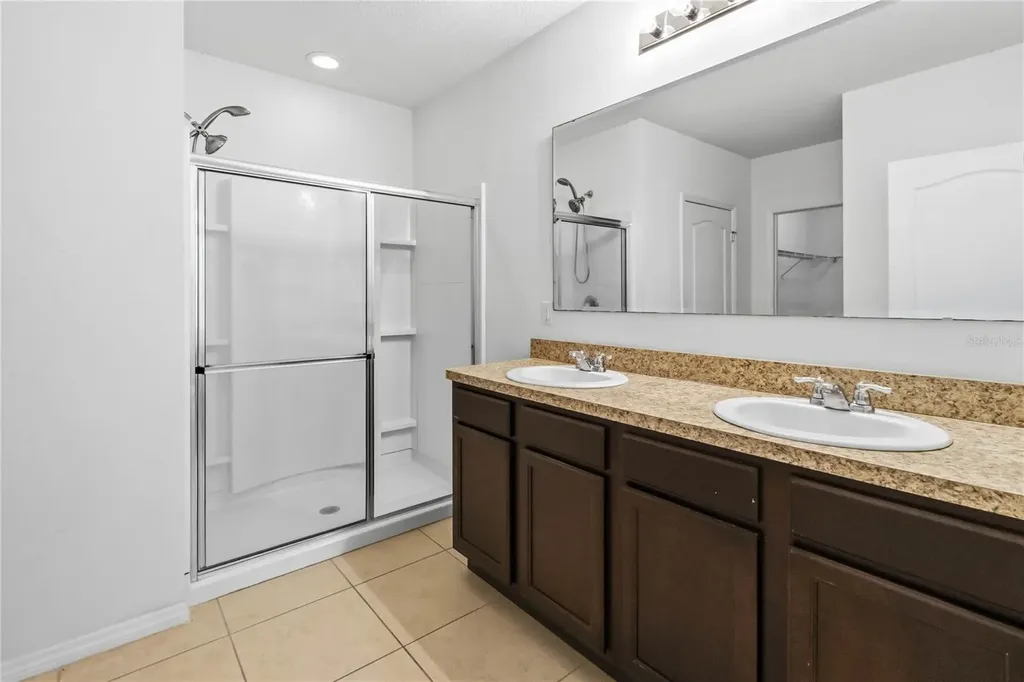 2318 Sequoia Way Davenport FL 33896