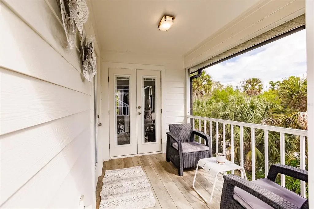 1587 Firethorne Lakes Drive Sarasota FL 34240