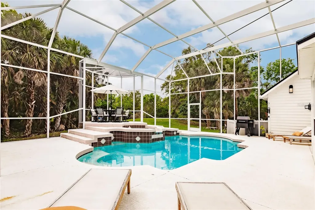 1587 Firethorne Lakes Drive Sarasota FL 34240
