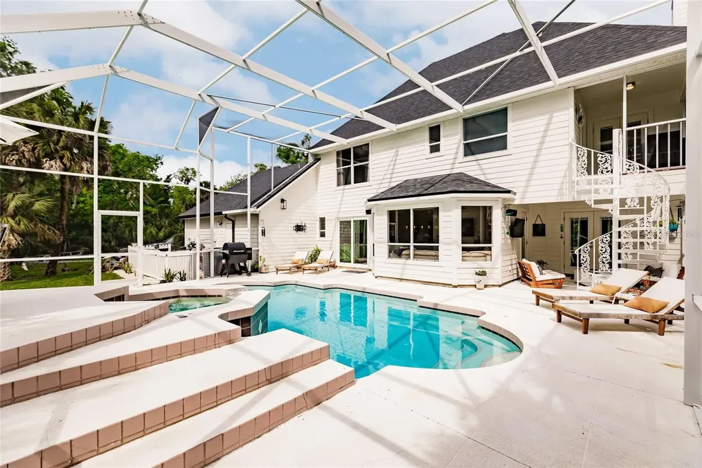 1587 Firethorne Lakes Drive Sarasota FL 34240
