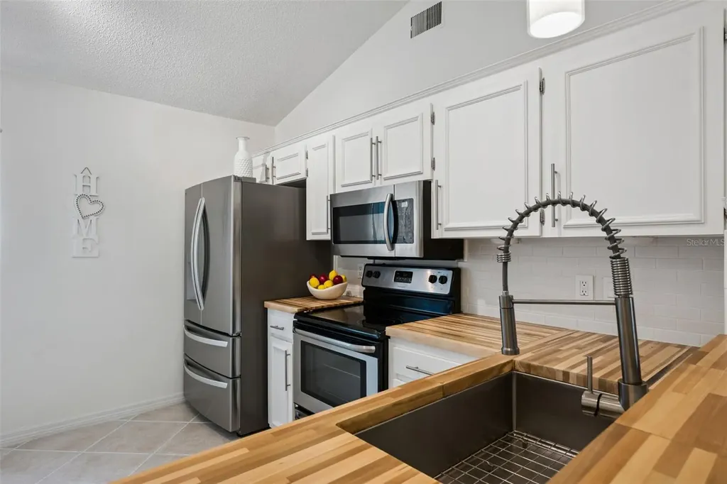 848 Heather Glen Circle Lake Mary FL 32746